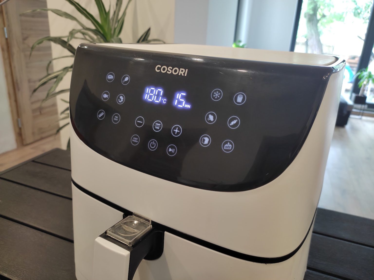Cosori Premium Air Fryer forrólevegős fritőz teszt & vélemény Teszt